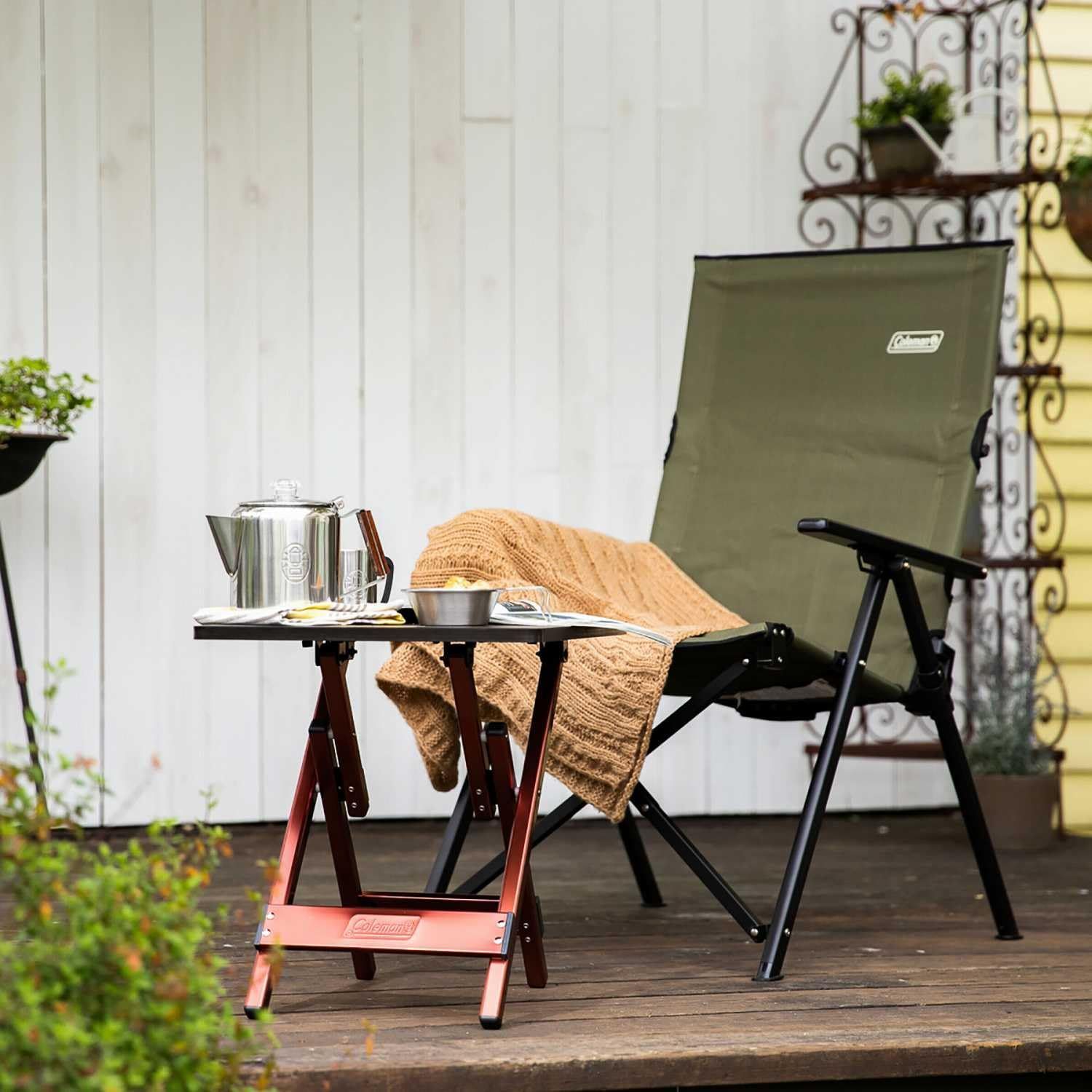 Coleman レイチェアー　3段階リクライニングチェアー　2点セット Amazon.co.jp: [コールマン] 防炎素材 ファイアーサイド