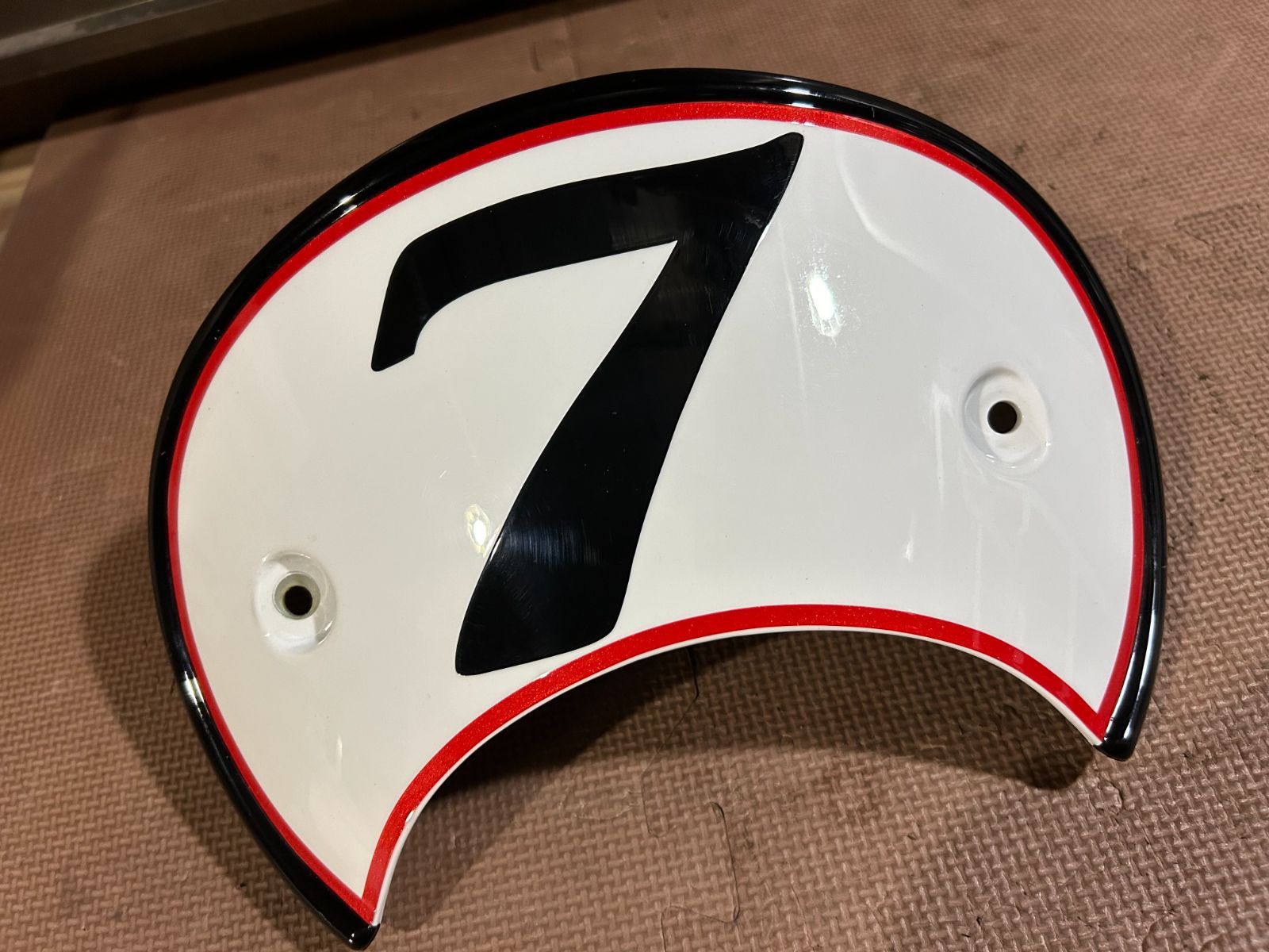 モトグッチ V7 Racer ヘッドライトバイザー 88673100Y02 - メルカリ