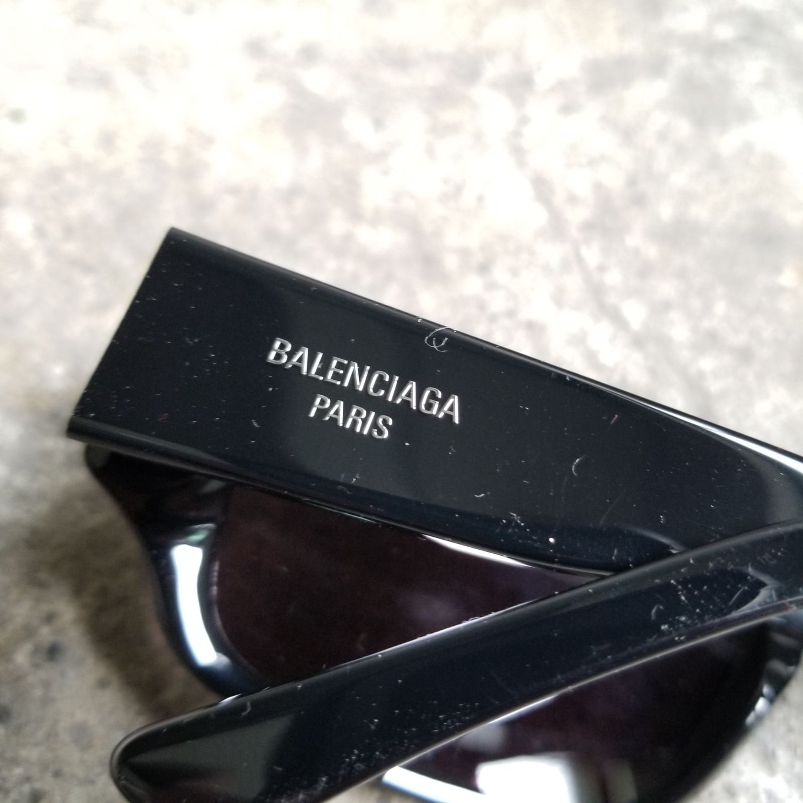 BALENCIAGA スクエア