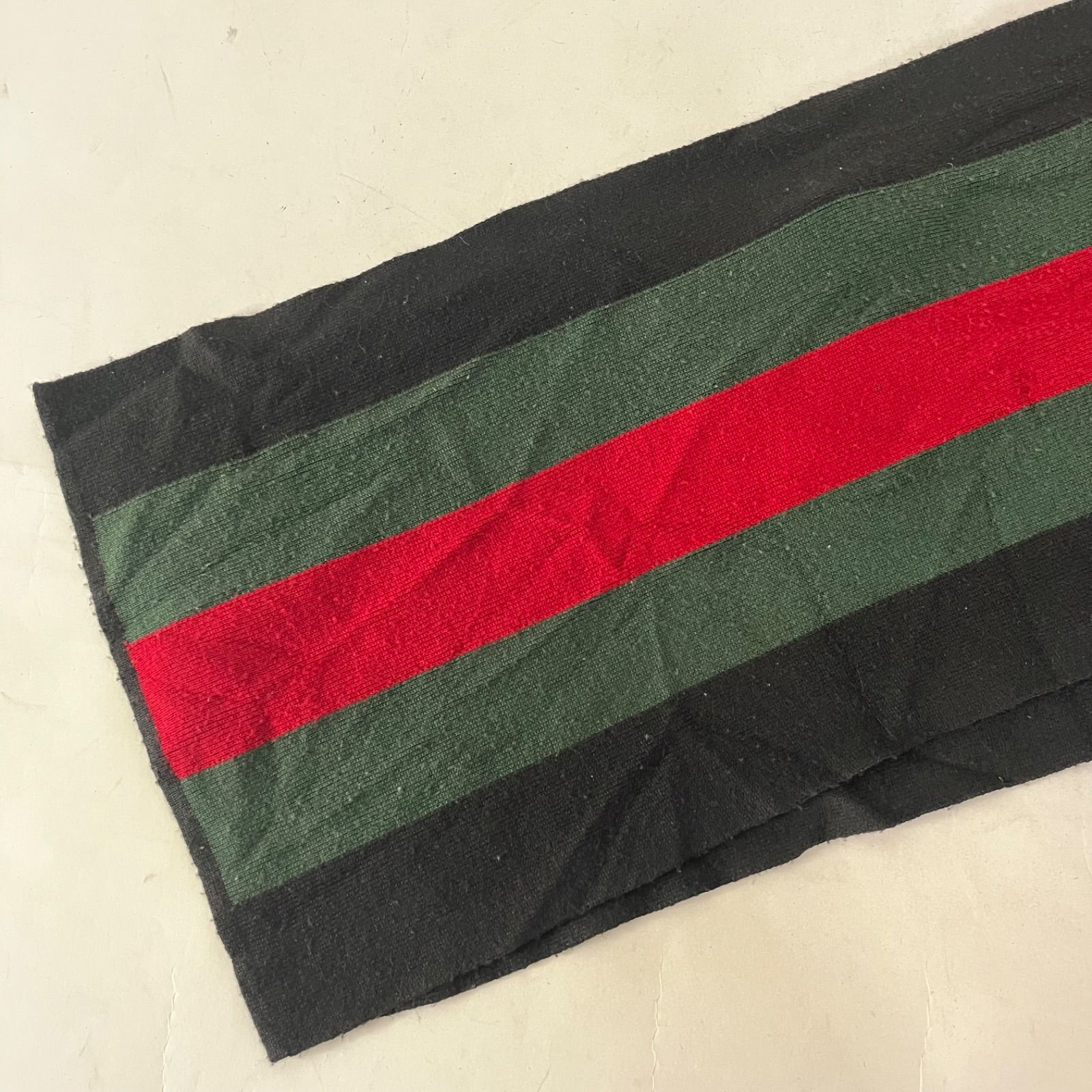 新品✨GUCCIシェリーラインマフラー✨箱紙袋セット❗️グッチマフラー 大判新品✨GUCCIマフラー❗️箱紙袋セット❗️グッチマフラー