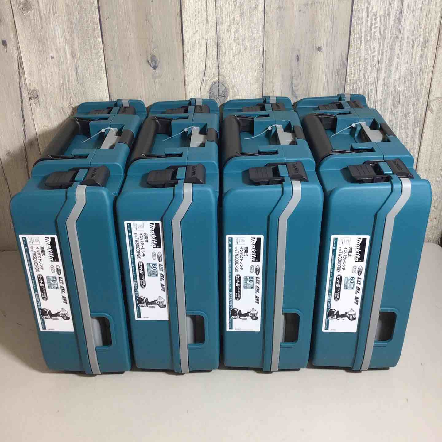 ♥品 マキタ makita コードレス インパクトレンチ TW300DRGX 4台 バッテリー-充電器付 フルセット インパクトレンチ 純正 純正品 充電式 18V 戸田店