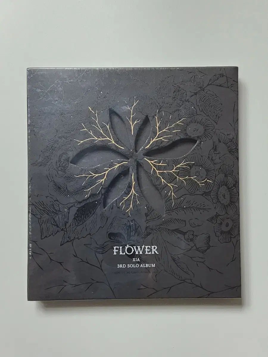 XIA キム・ジュンス(XIA・KIM JUNSU) 花 FLOWER アルバム - メルカリ