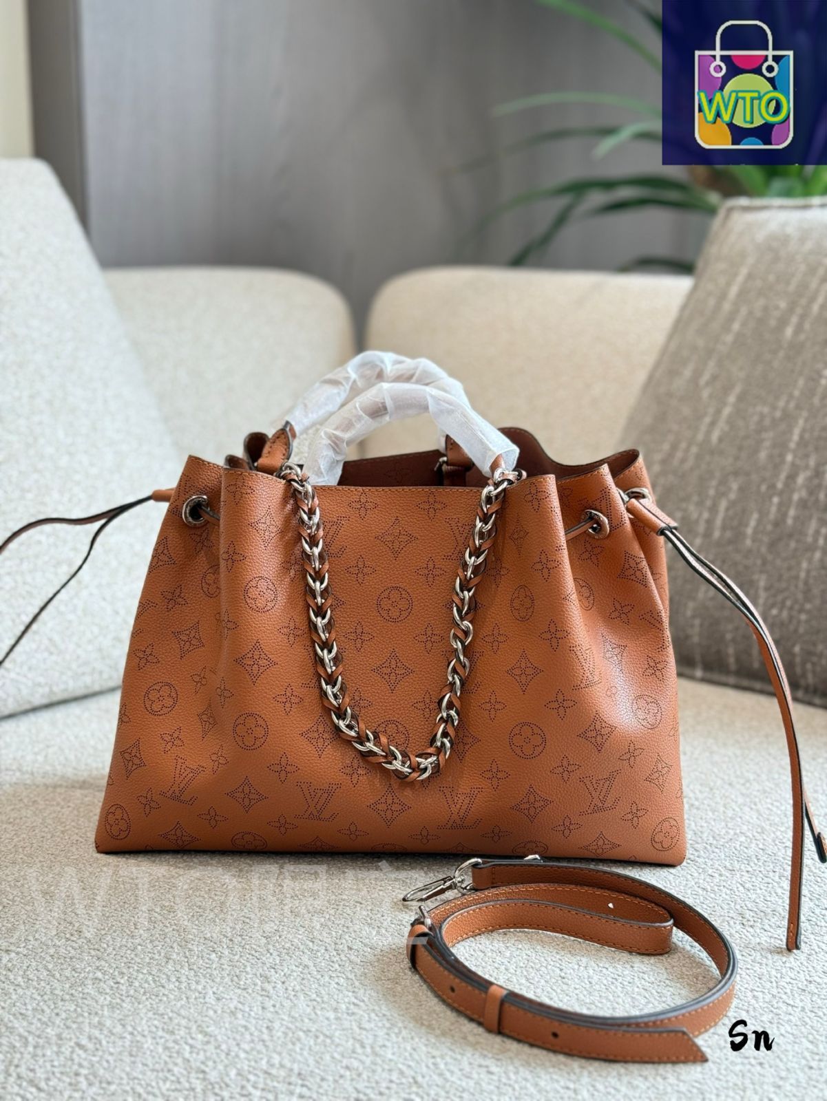 今日特価】Louis Vuitton Bella Mahina Drawstring Bag・ルイ