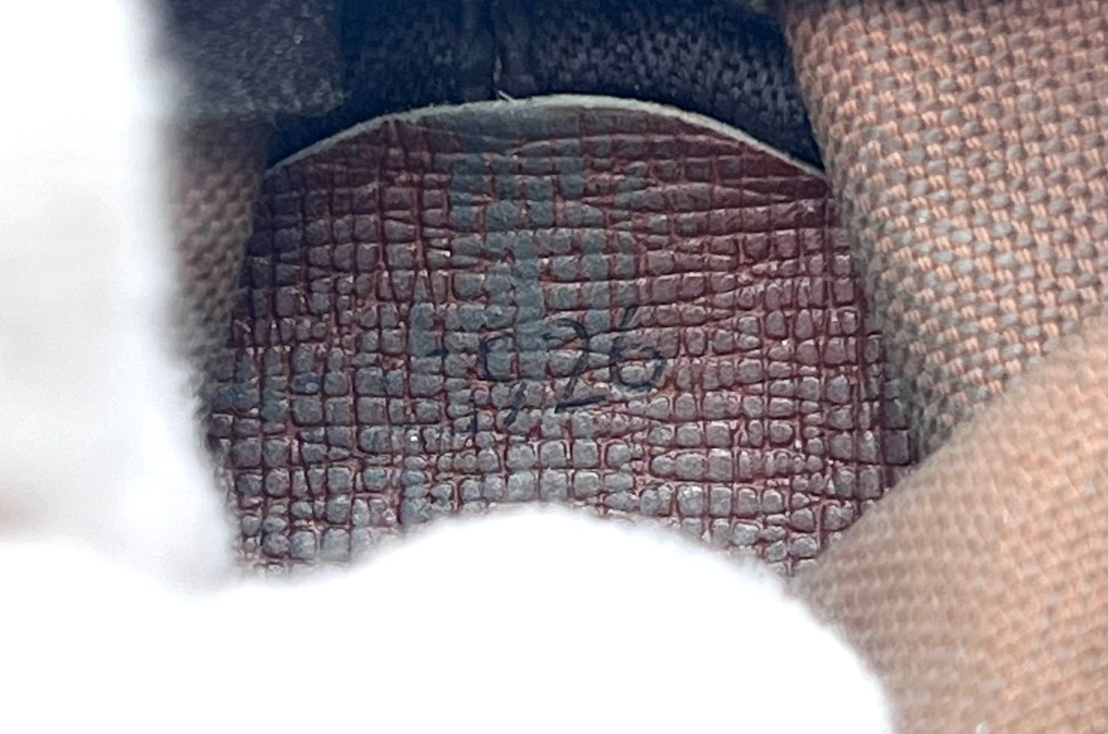 ルイヴィトン モノグラム エテュイ トロワ ボール ドゥ ゴルフボールケース 楽天市場】【バッグ】LOUIS VUITTON ルイ ヴィトン モノグラム