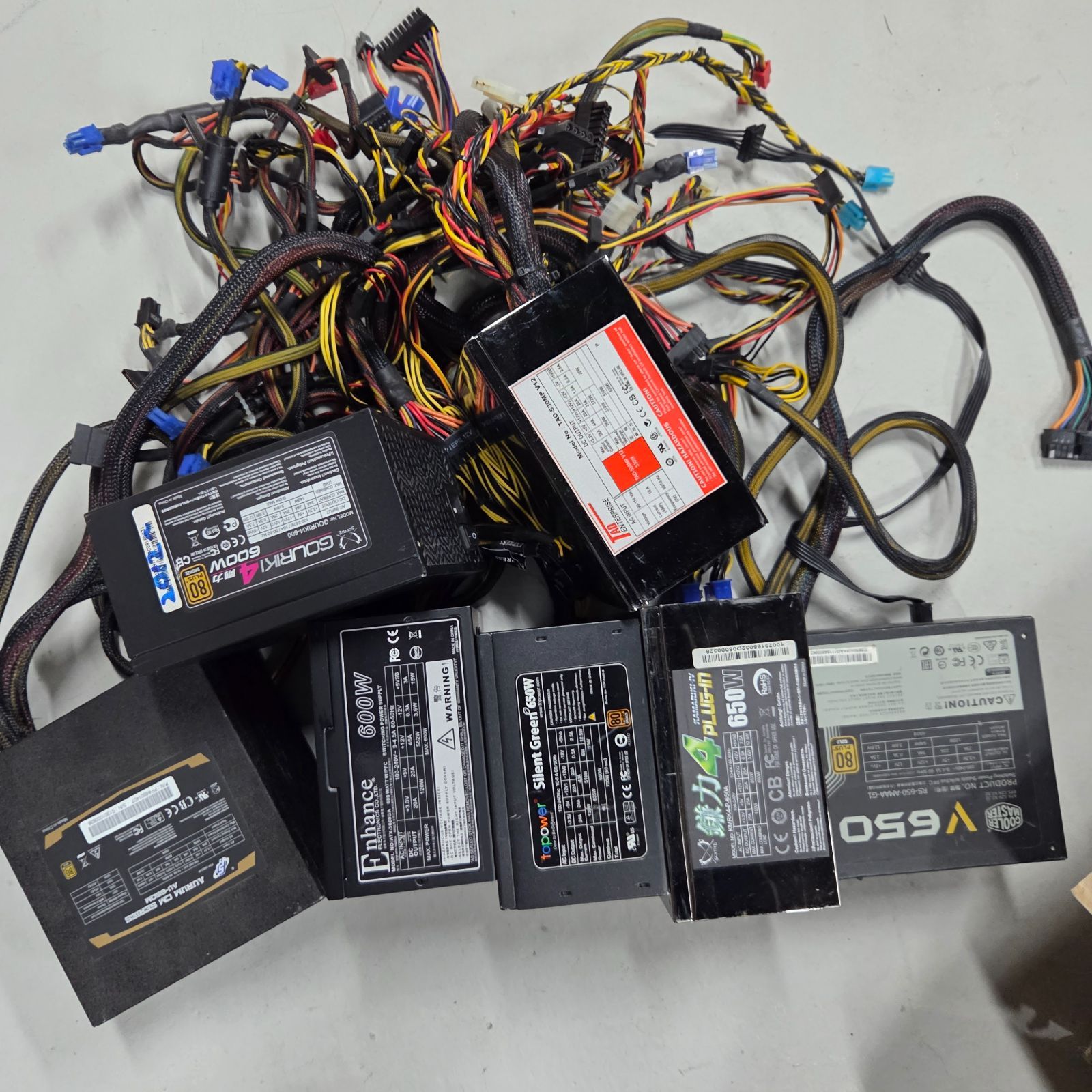 13 通電 済 電源ユニット 600W～650W 7個