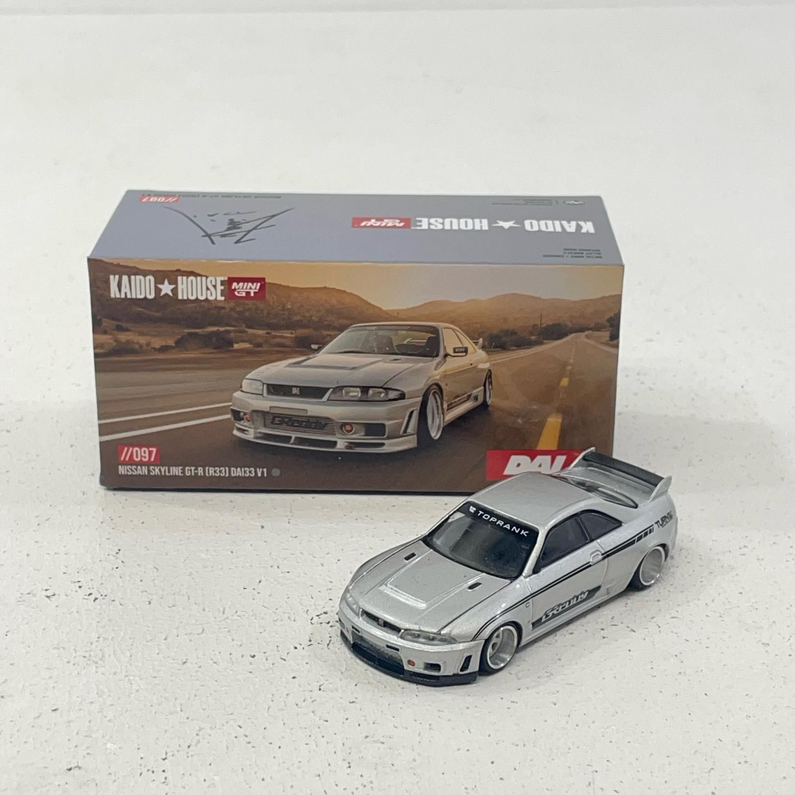 【尾張小牧店】 中古 MINI-GT DGK KAIDO HOUSE 02 街道ハウス×DGKコラボ『スカイライン GT-R R34』ROULETT RACER MODEL 【728】 Mini GT x Kaido House x DGK Limited Edition Model | NISSAN