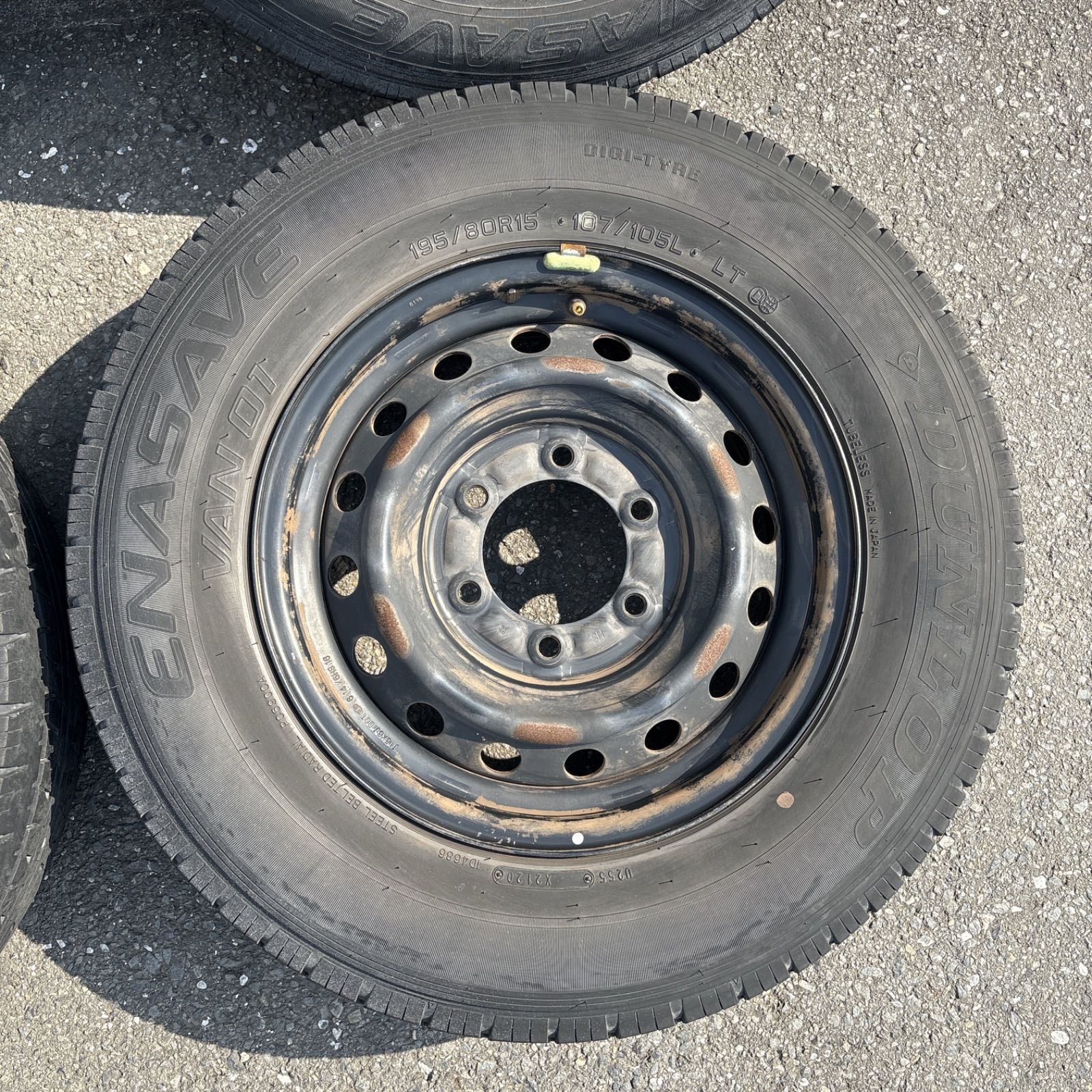 送料込　195/80r15 200系ハイエース純正タイヤ　中古2本 2025年最新】Yahoo!オークション -195 80 r15 ハイエース200系