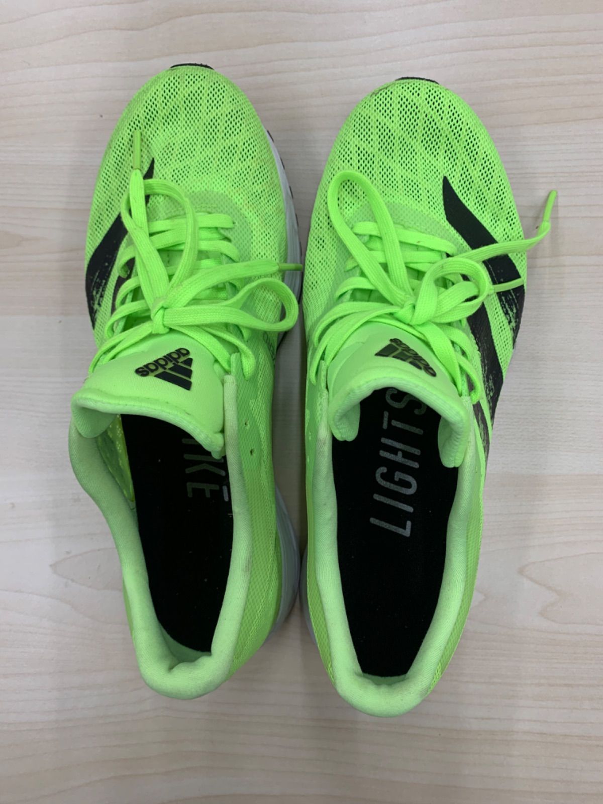 adidas 蛍光グリーン スパイクシューズ - メルカリ