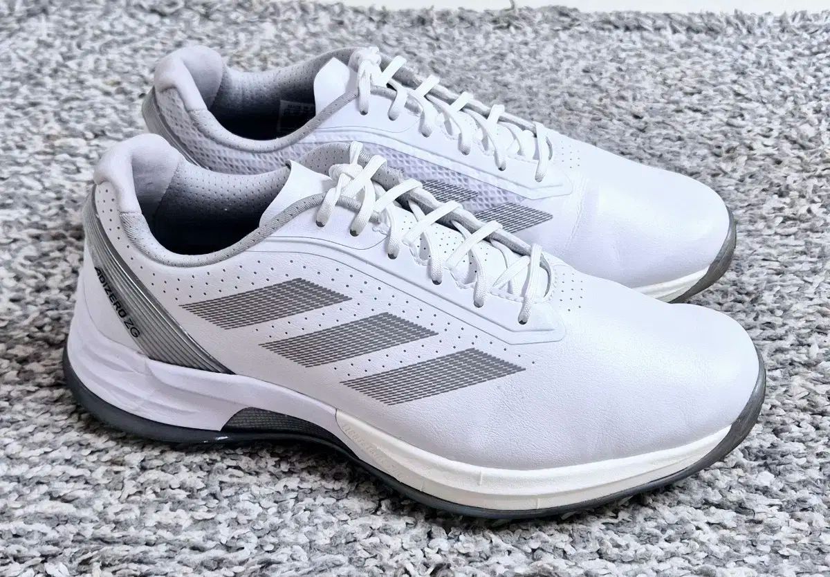 アディダス アディゼロ