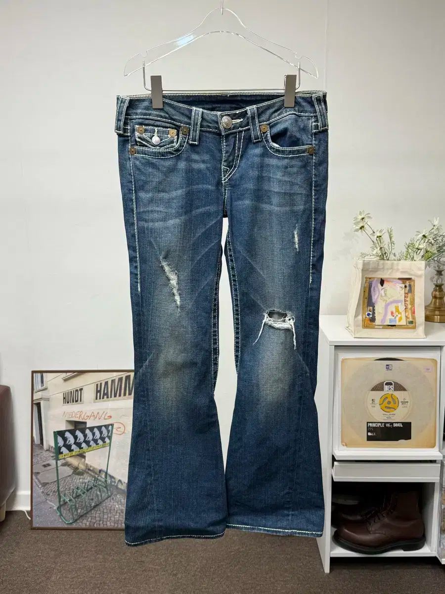 TRUE RELIGION トゥルーレリジョン レディース レインボージョイ ブーツカット フ デニムパンツ 29