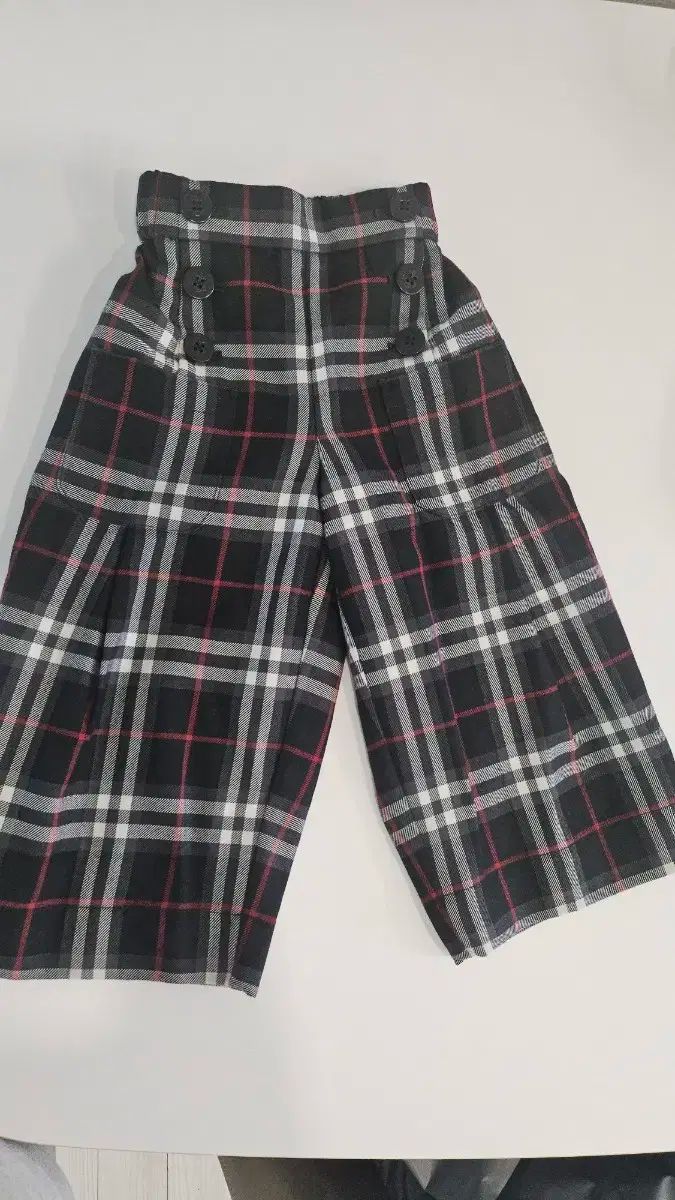 離乳する BURBERRY バーバリー チェックダブルボタン ワイドフィット ウールパンツ 3y