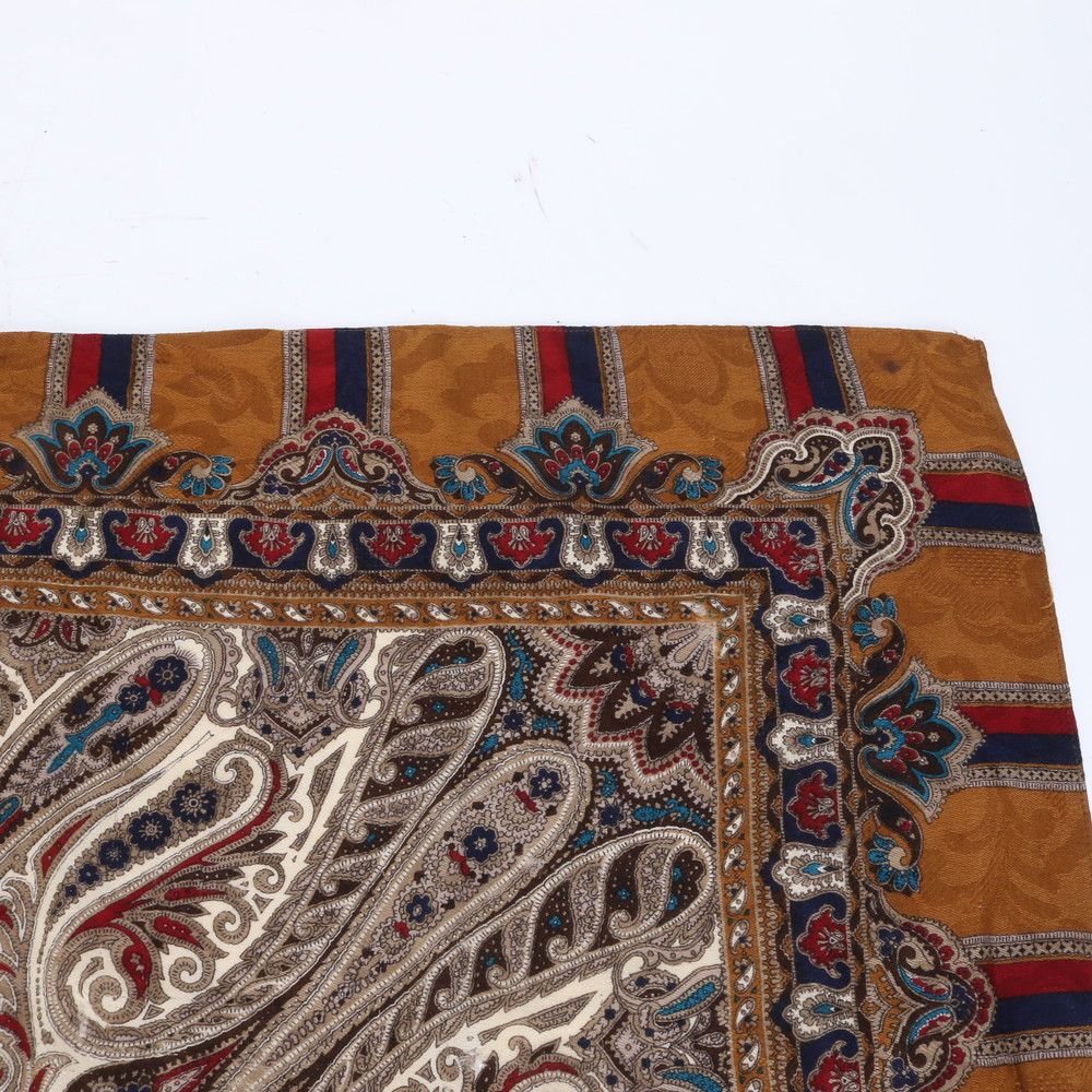 極美品 イヴ サンローラン 大判 YSL シルク混 スカーフ ペイズリー 総