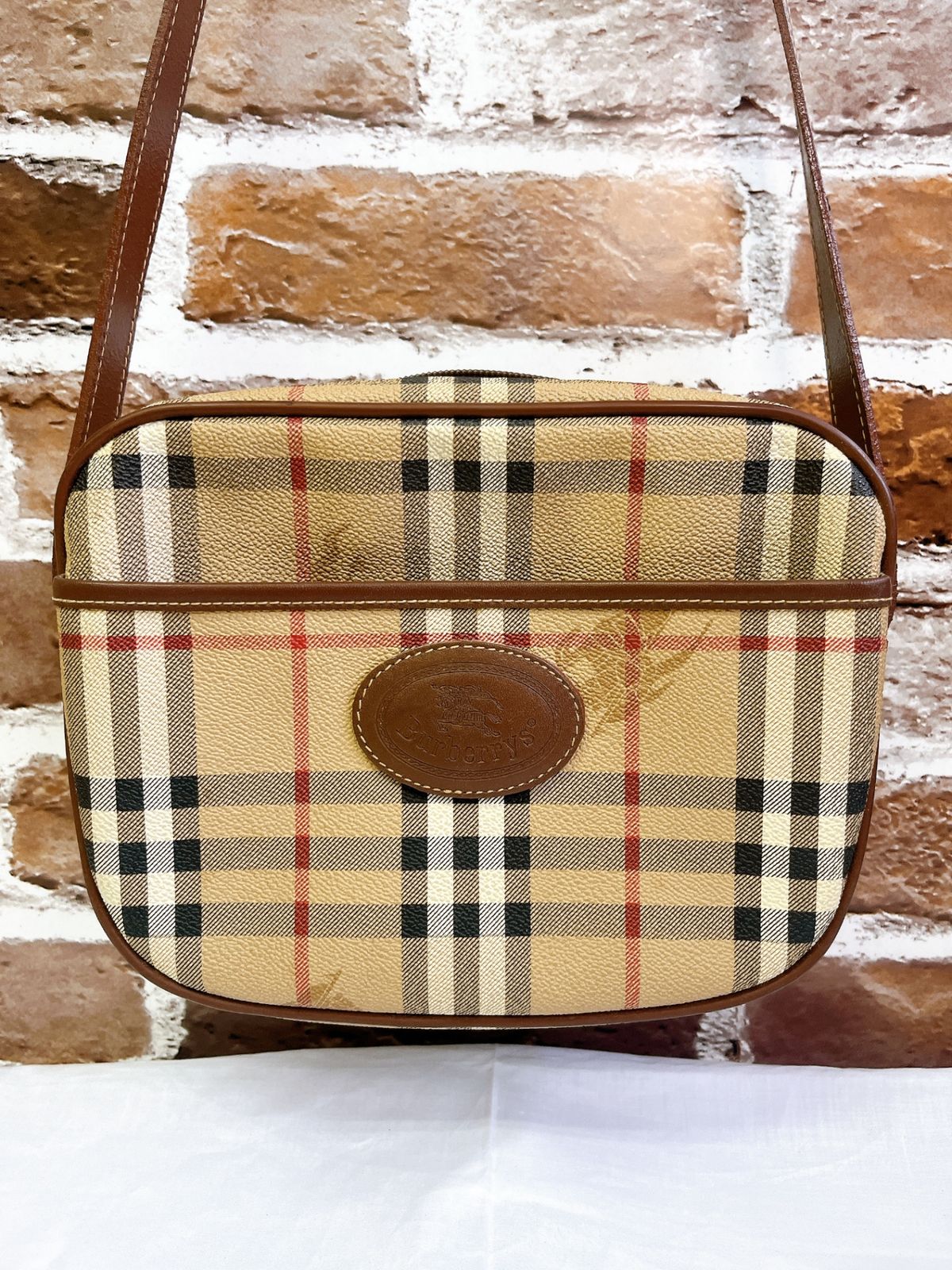Burberry/バーバリー ショルダーバッグ ノバチェック シャドー
