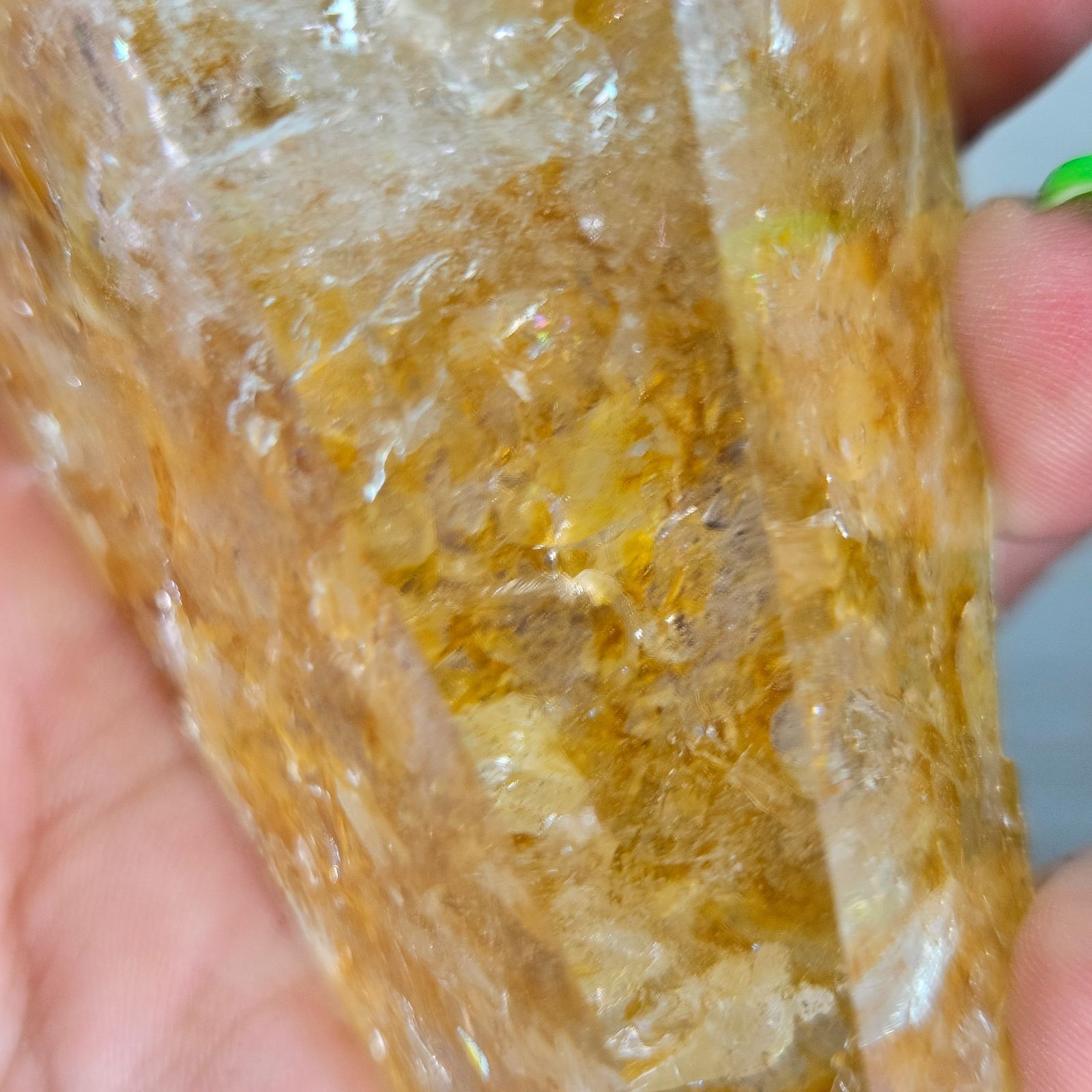 透明度◎虹入り🌈ライモナイトインクォーツ✨ゴールデンヒーラー