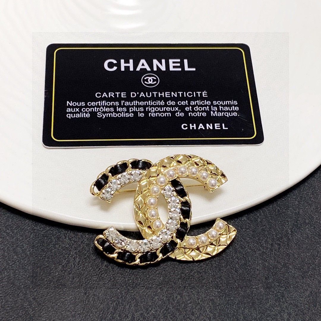【どんな場面でも素敵♡】 CHANEL 25ss  ブローチ CHANEL - 新品未使用 シャネル ブローチ 扇子 ゴールド CHANEL