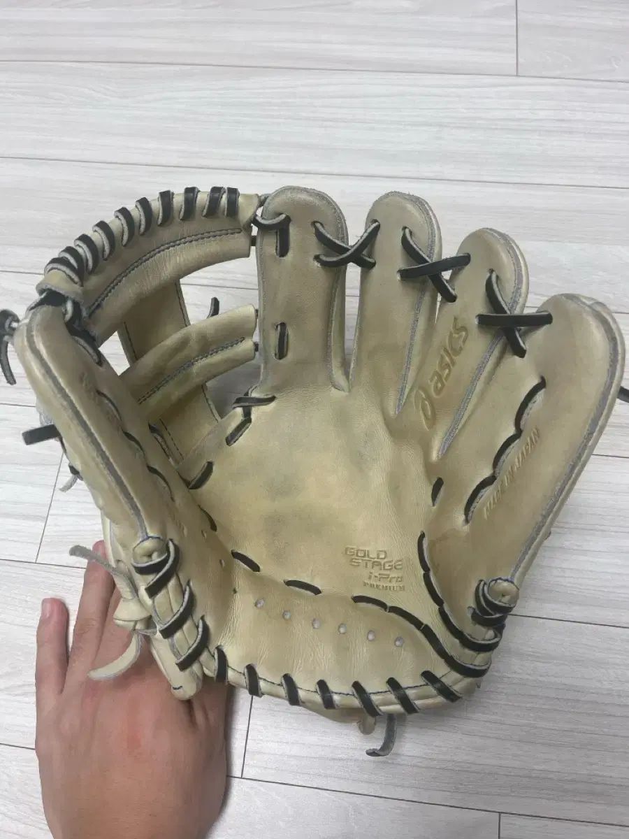 アシックス GOLDSTAGE 内野 グローブ