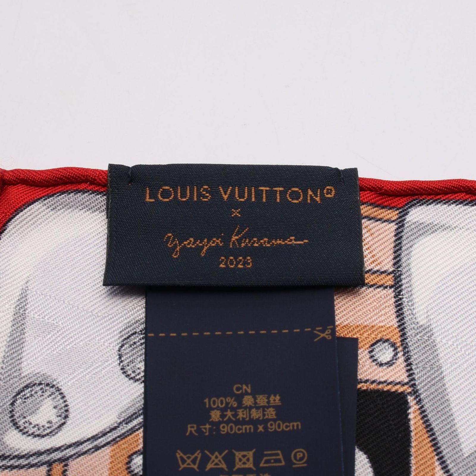 ルイ・ヴィトン LOUIS VUITTON スカーフ カレ90 ペインティッドドット 