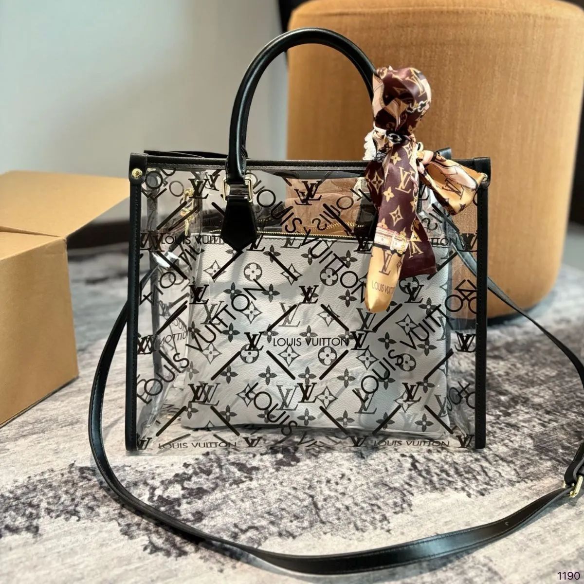 新品未使用 LOUIS VUITTON ノベルティトートバッグ 専用ページ 箱付 