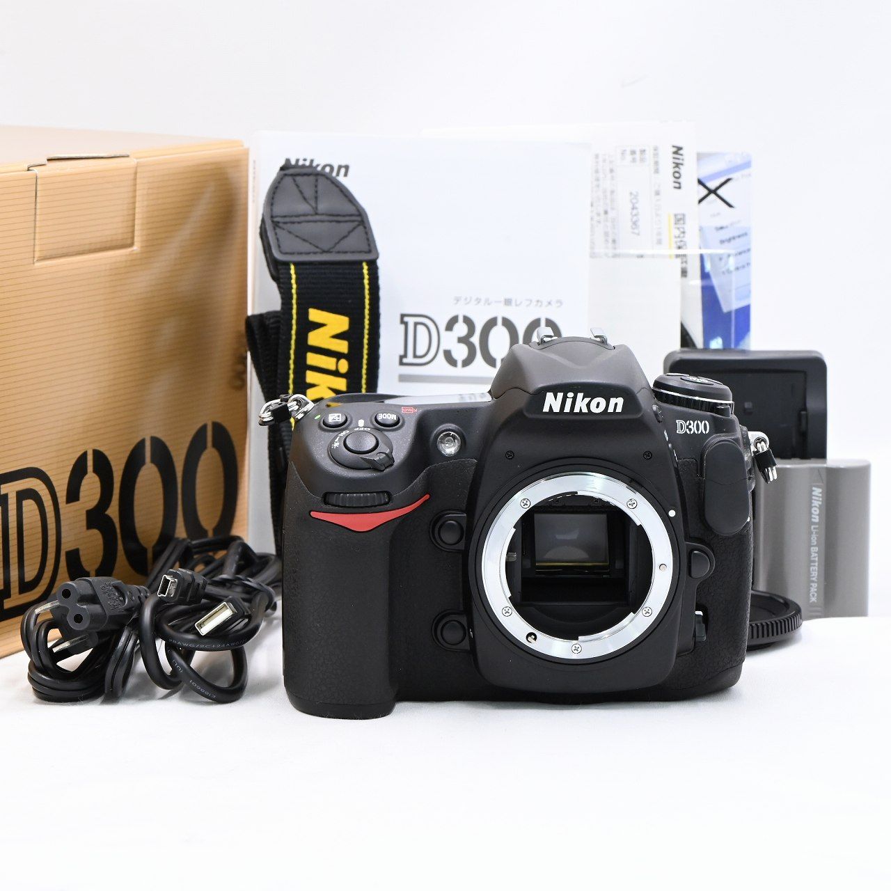 ニコン Nikon D300 ボディ デジタル一眼レフカメラ【中古】 - メルカリ