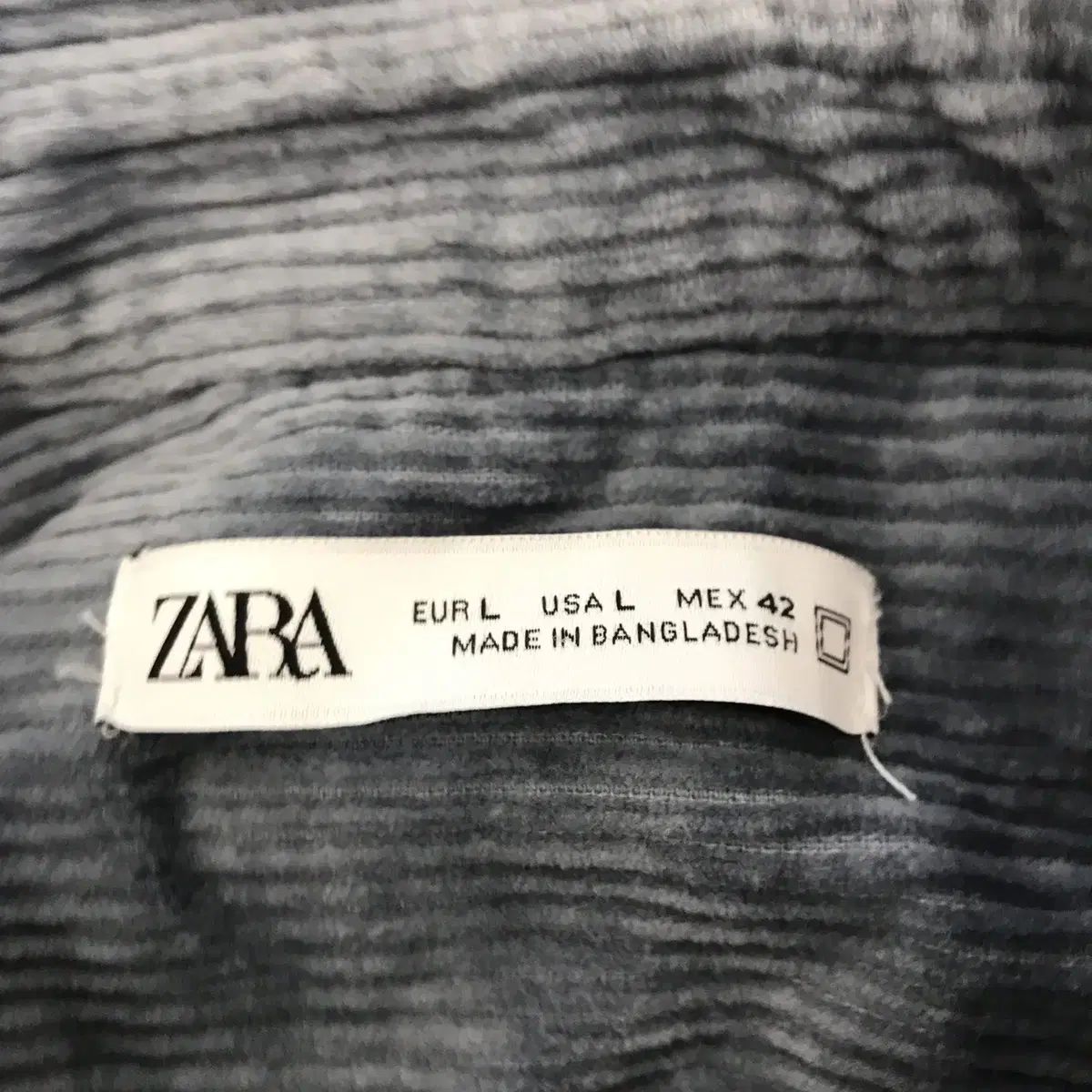 ZARA サイズ　M  shirtジャケット ZARA ザラ ジャケット 羽織 長袖シャツ アウター リネン 麻 レディース M カーキ 無地 オーバーサイズ