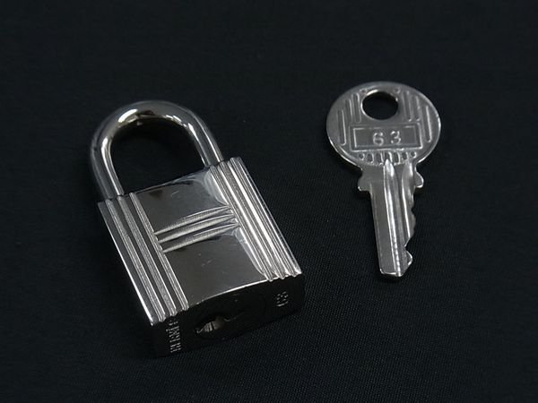 □美品□ HERMES エルメス カデナ 南京錠 パドロック 63 鍵 キー