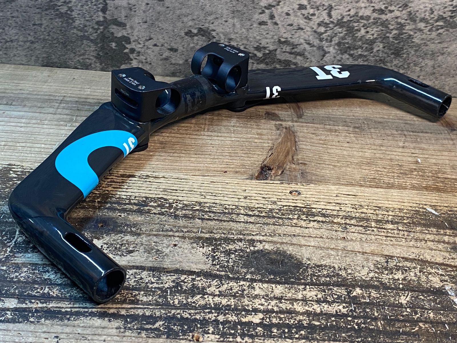 3T Vola Team 380mm ベースバーアームレストセット 3T Vola Team 380mm ベースバーアームレストセット 3T Vola Team