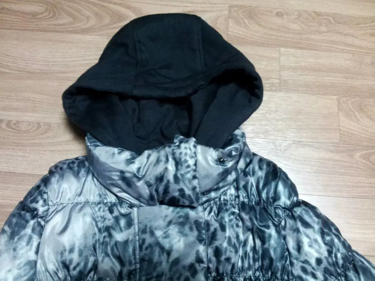 55 レディース ヒョウ柄 レオパード アヒルダウン ショートダウン アウター グース ショートダウン クロップド SIROKUMA-CORPORATION_COM