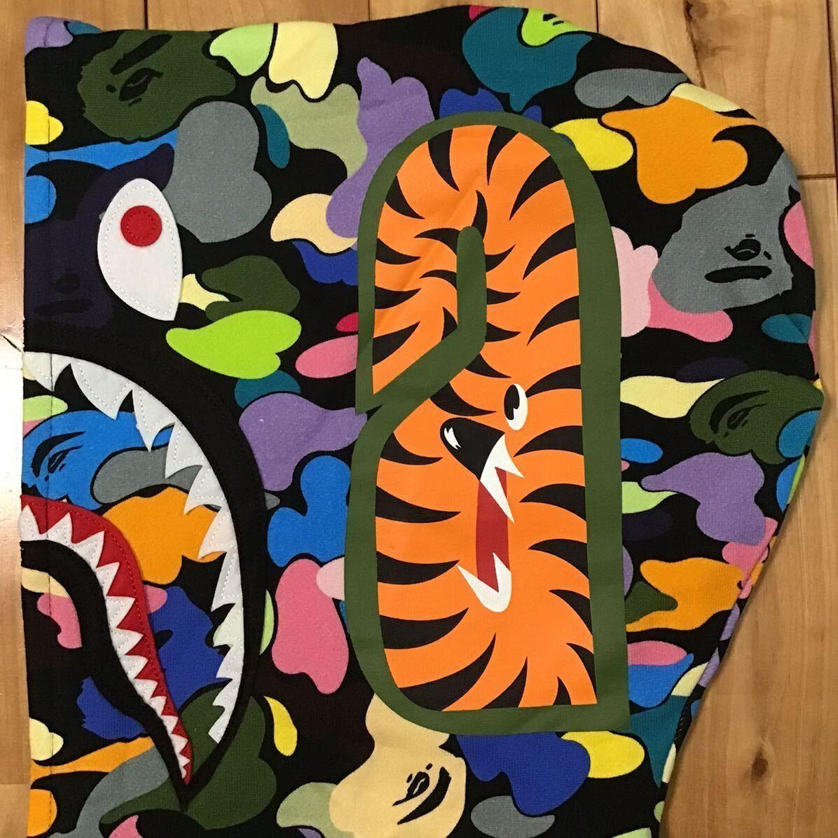 ☆新品☆ マルチカモ シャークパーカー Mサイズ shark full zip hoodie 