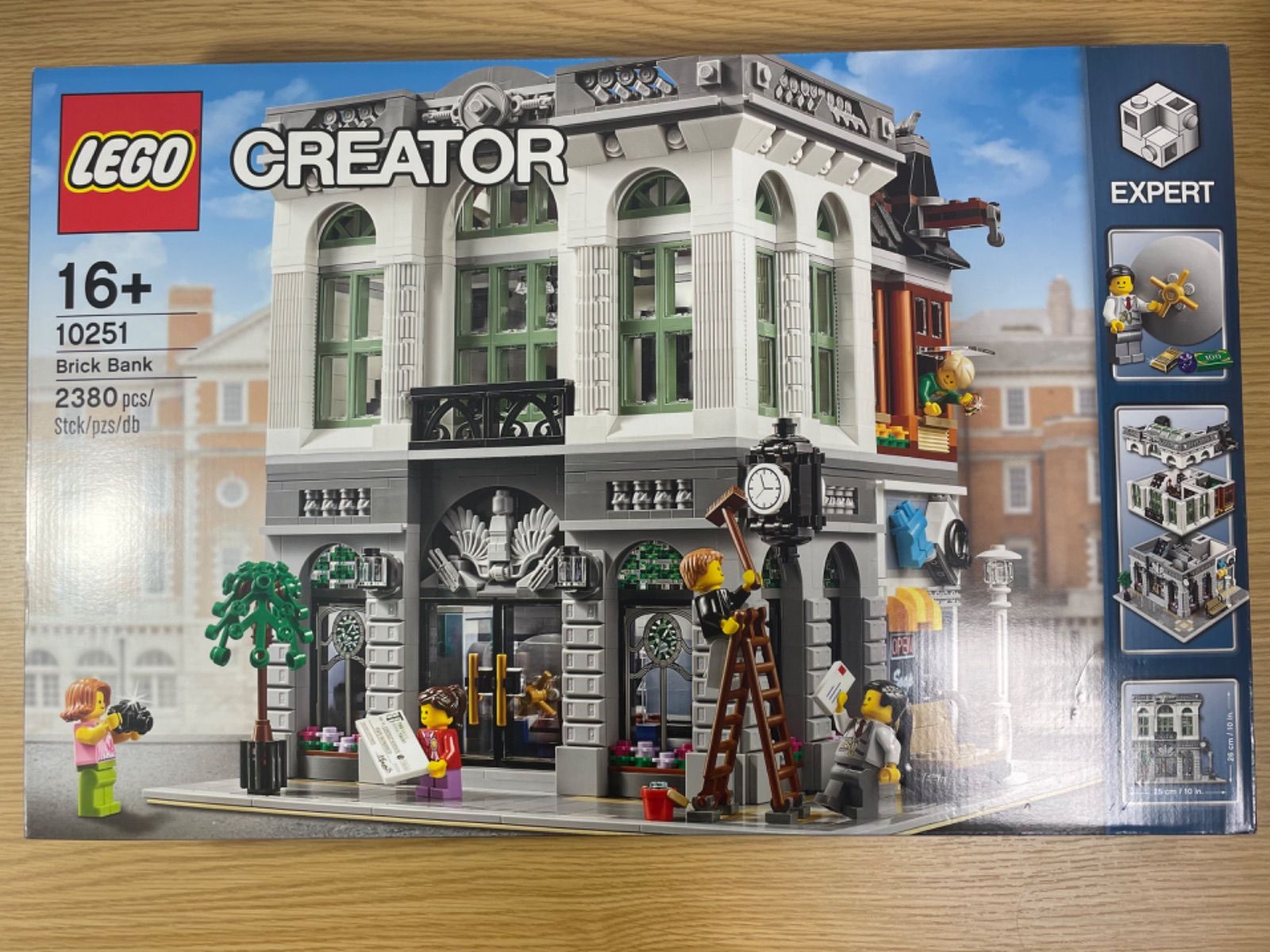 ✨新品・未開封✨レゴ（LEGO）10251 CREATOR Expert レンガの銀行 