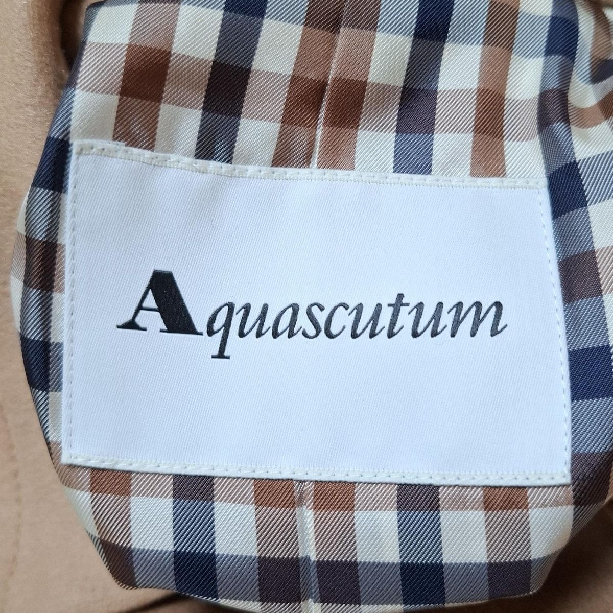 ライトブラウン 長袖