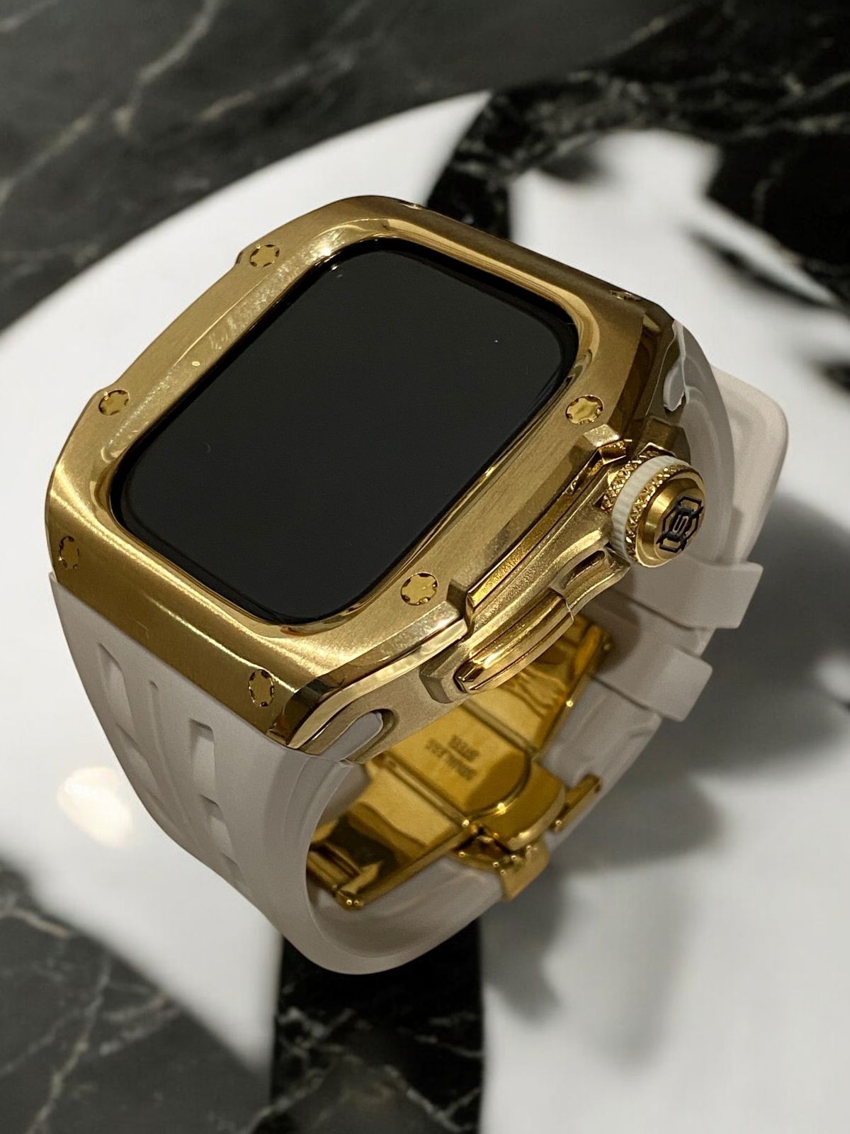 タイトル アップルウォッチカバーケースApple Watchラバーバンドベルト メタル 28