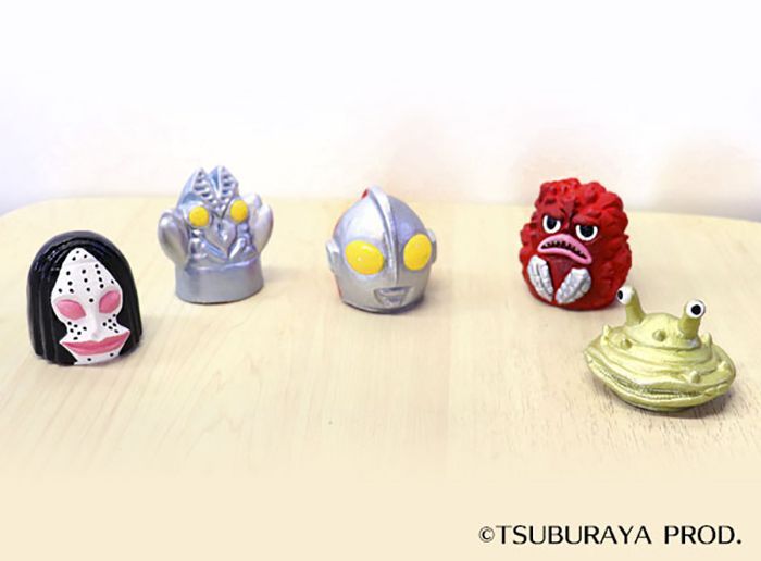 25個 ご当地 ウルトラマン バルタンカネゴン 地域限定ストラップ根付ね