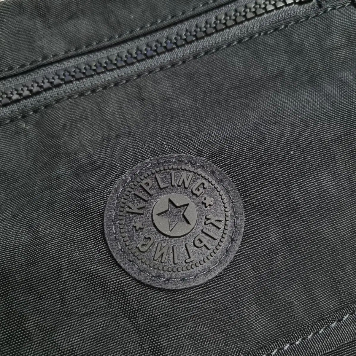 새상품 キプリング クロスバッグ