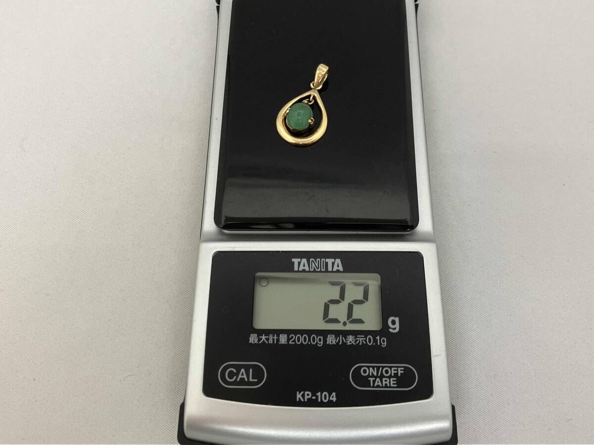 ペンダントトップ