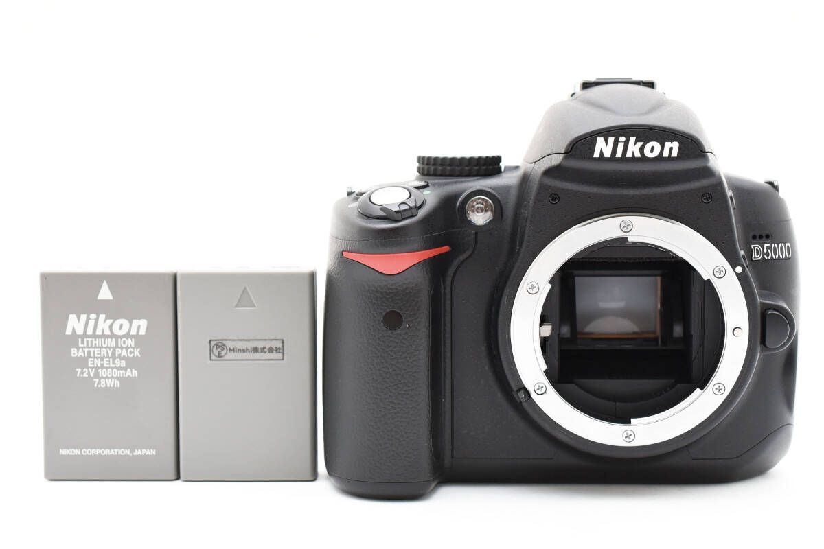 ☆極上美品☆ ショット数わずか1592枚 ニコン Nikon D5000 ボディ 