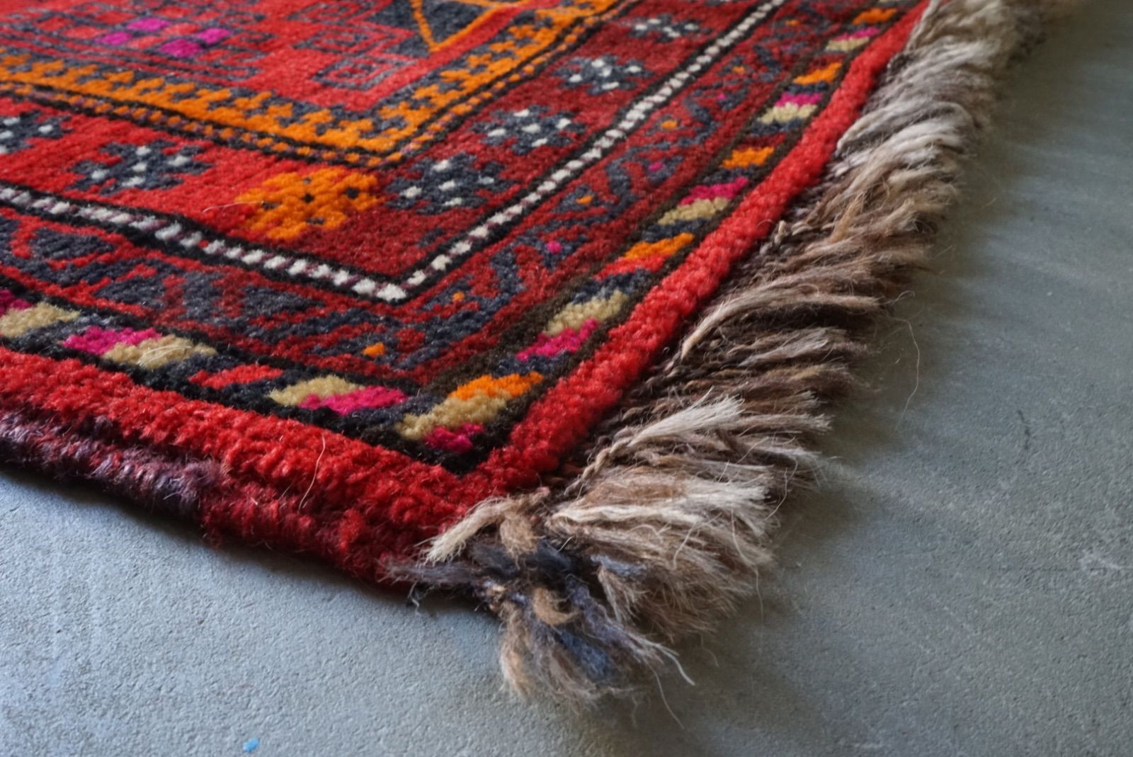 トライバルラグ アフガニスタン バルーチ 1970-1980年代 87×64.5cm No