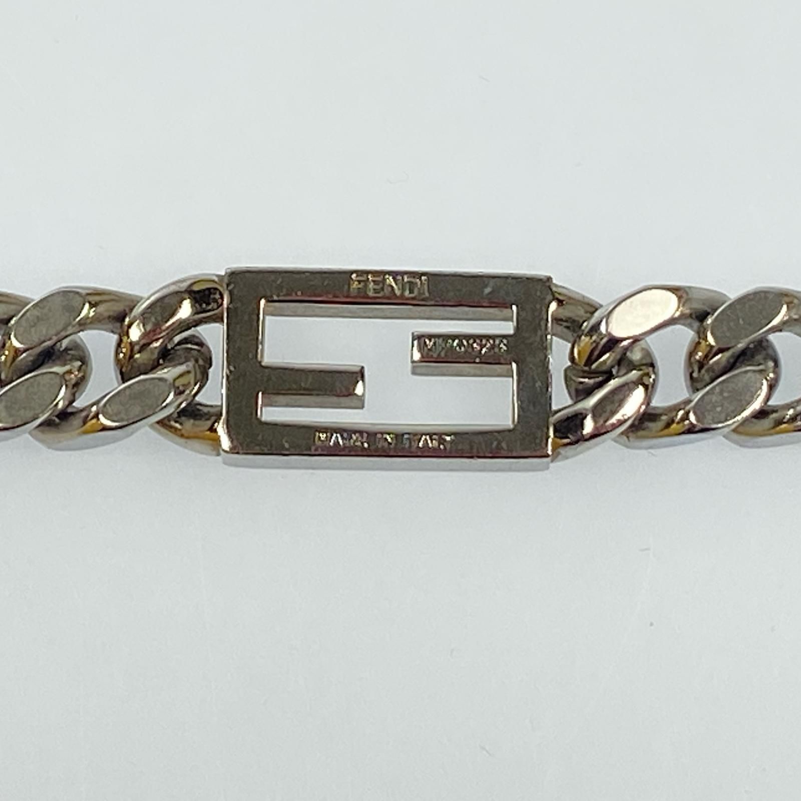 FENDI フェンディ