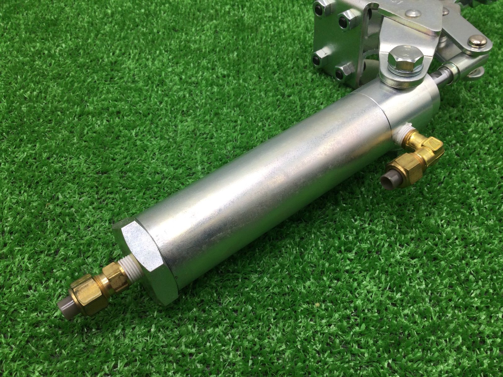 下方押さ型 AC451