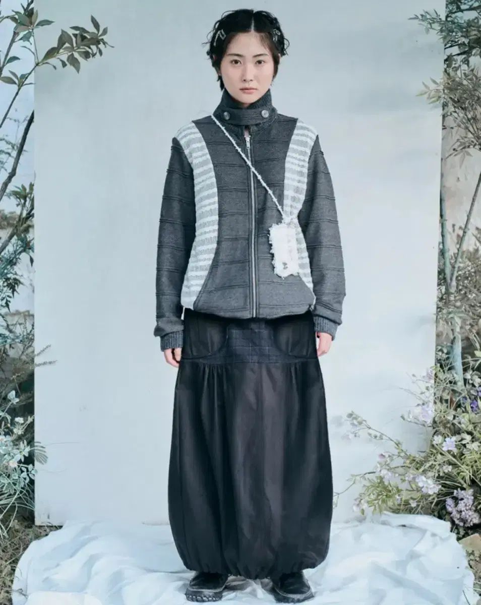  ハグユアースキン フラップ ニット ジップアップ チャコール 長袖 ニット セーター