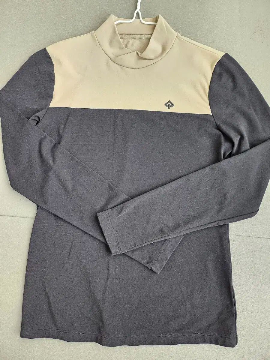 名作 美品 ブルネロクチネリ アビエイター カーゴ ウールパンツ 44 タグ付属 名作 美品 ブルネロクチネリ アビエイター カーゴ ウールパンツ 44