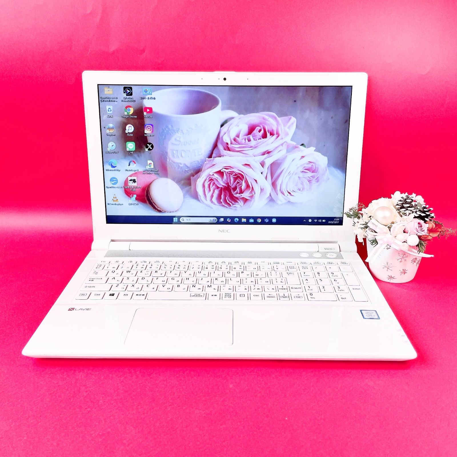 ️ハイスペック 第8世代Corei7 薄型ノートパソコン 大容量SSD1TB な白 Windows11 在宅ワーク 学生 事務作業 動画視聴に最適 み オフィス付き NEC