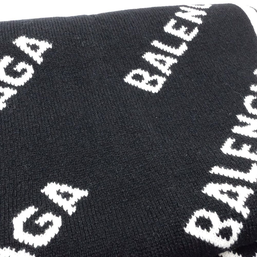 BALENCIAGA バレンシアガ ロゴマフラー 大判 ブラック バレンシアガ BALENCIAGA ロゴマフラー 大判 ブラック BALENCIAGA