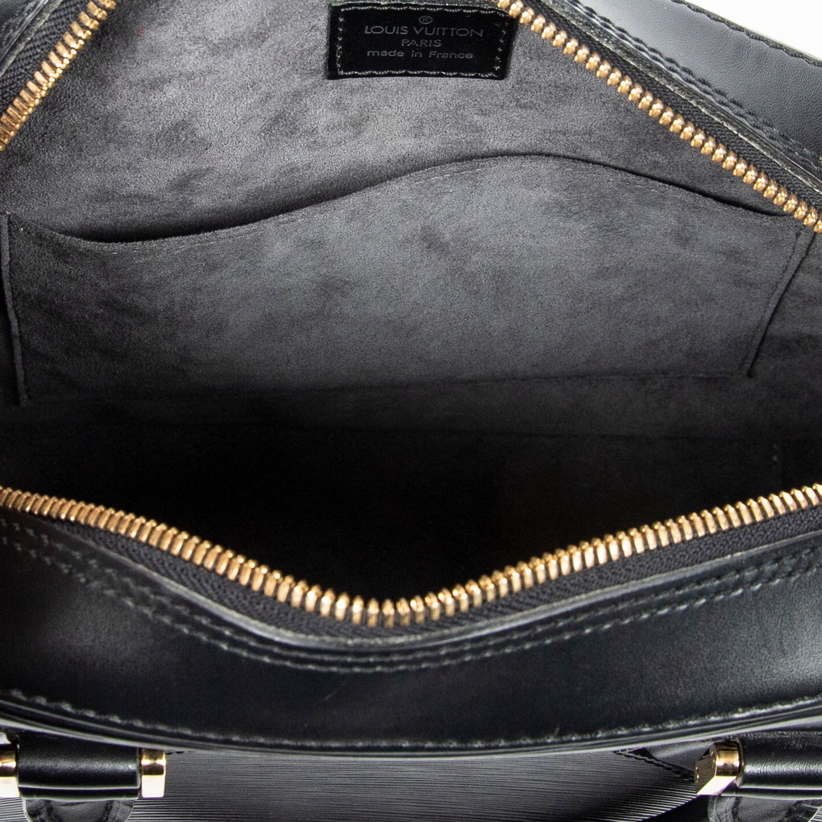 顕著な LOUIS VUITTON ルイヴィトンサブロン黒エピA