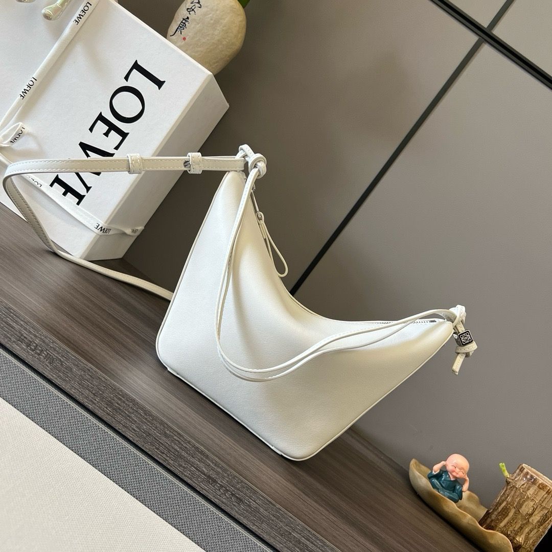 新品 LOEWE ロエベ ハンモック ホーボー ミニ Hammock Hobo bag ３WAY