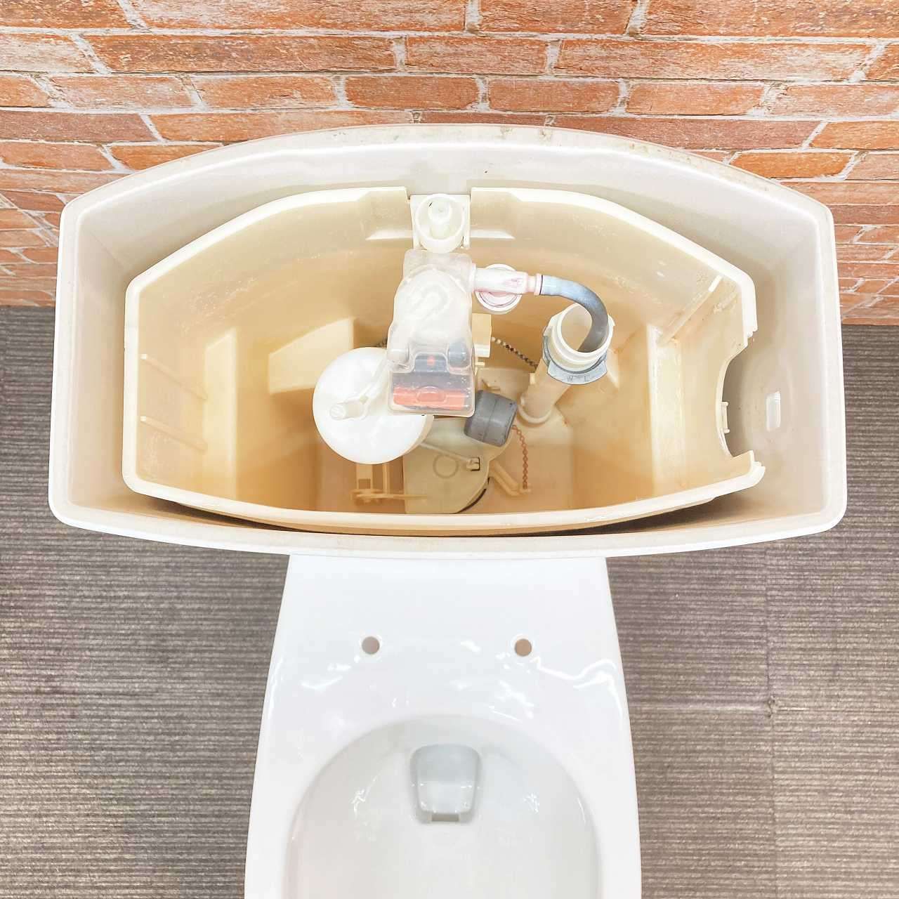 排水芯200mm とタンク