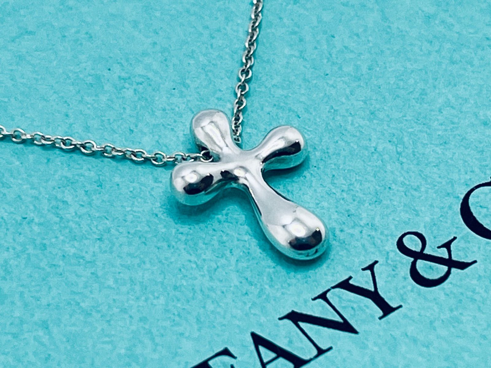 a114 Tiffany&Co. ティファニー スモール ミニ クロス ネックレス