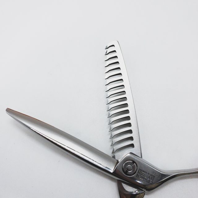 ミズタニシザーズ ミズタニシザーMIZUTANI SCISSORS】Acroleaf WIDE K-25正刃 オフセット シザー セニング 美容ハサミ  すきばさみ 美容師 理容師 約15～25% 右利き 5.8インチ 中古 sc1298 - メルカリ