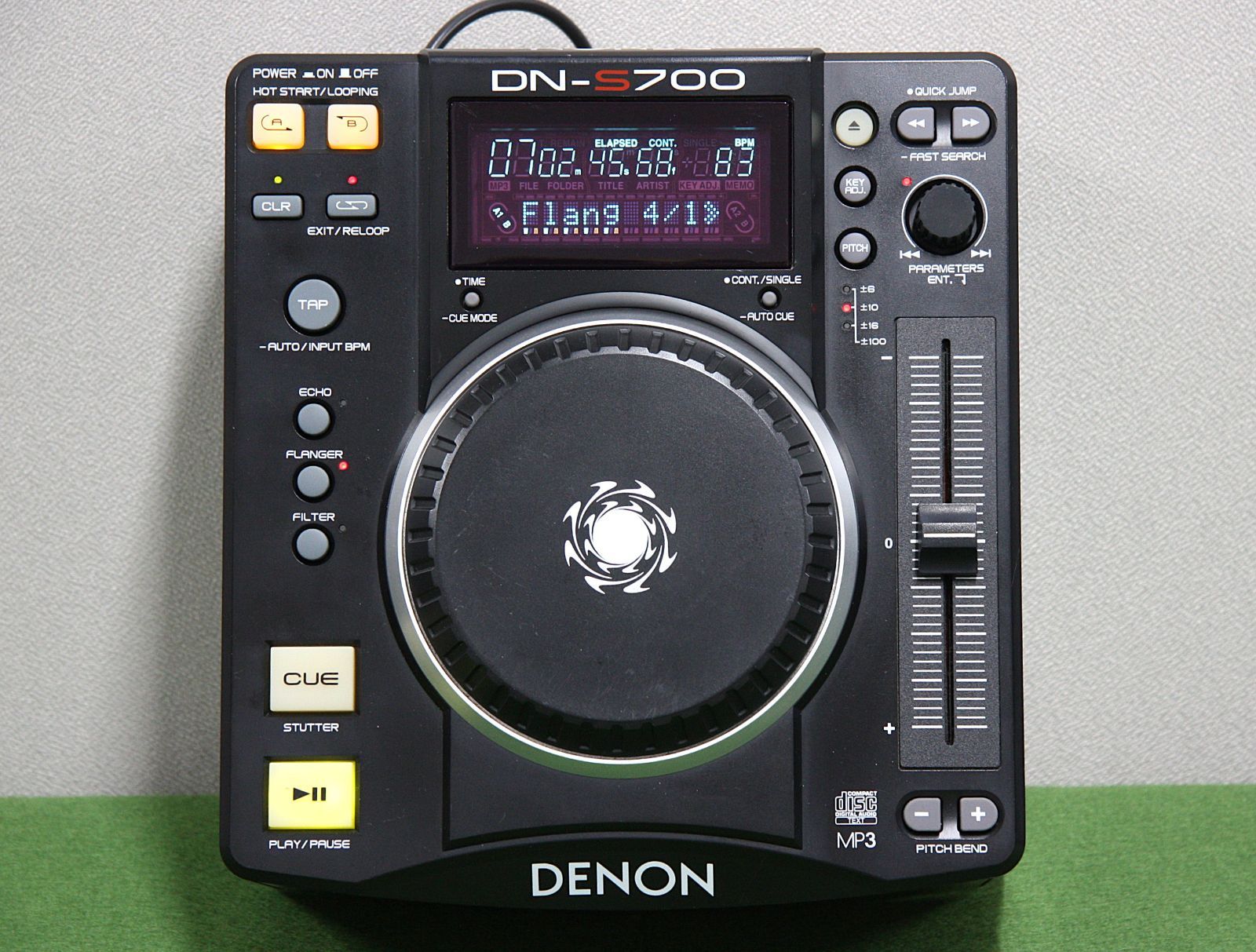 コンパクト DJ用CDプレーヤーDN-S700