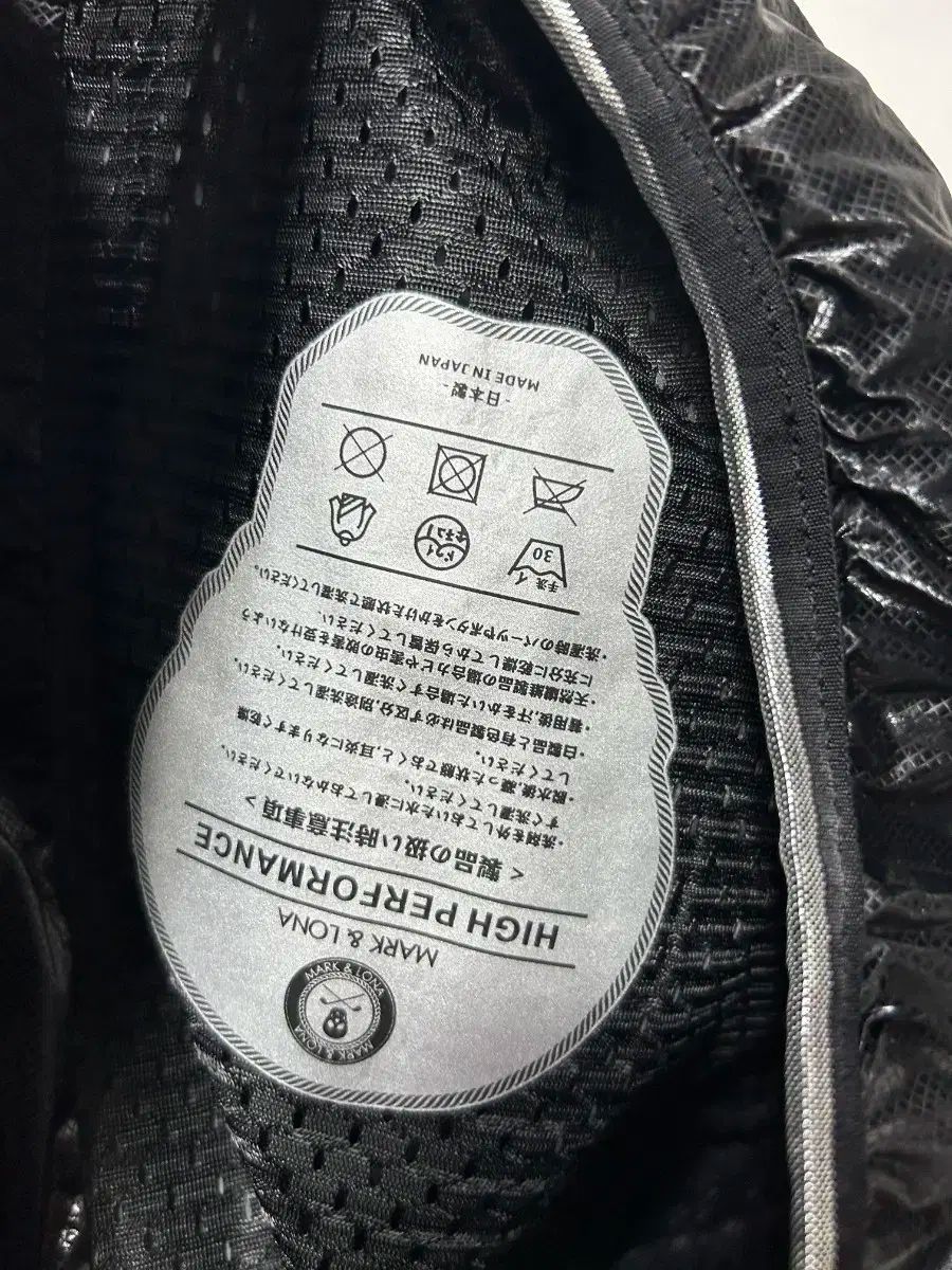 マークアンドロナ 日本