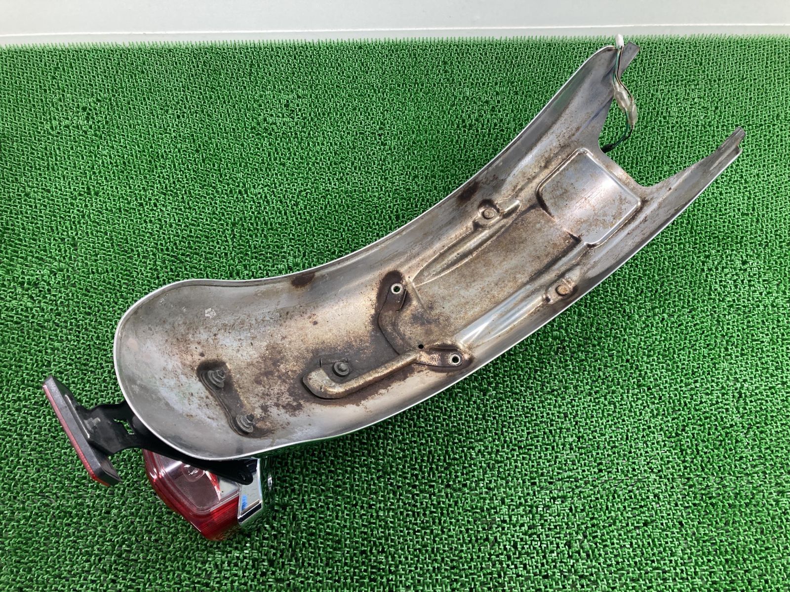 CB1100 リアフェンダー ホンダ 純正 中古 バイク 部品 SC65